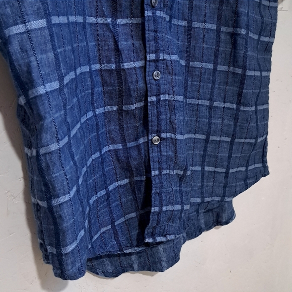 Perry Ellis | Blue Plaid Men's button up collared Shirt - Picture 4 of 8